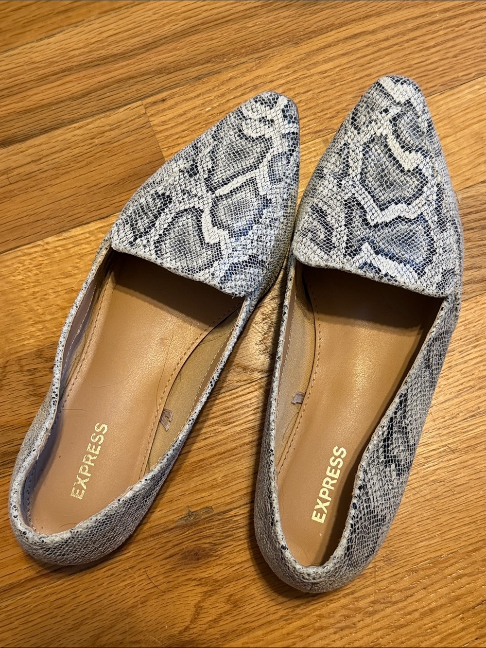 Express Snake-Print Pointed Toe Flats in Gray and White